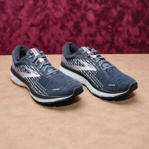 Brooks Women Ghost 13 Gray Pink Athletic Running Sneakers Size 11